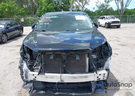 2019 Toyota Highlander Le z USA, uszkodzony, nr VIN 5TDBZRFH9KS946629